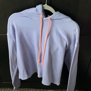 Cropped hoodie